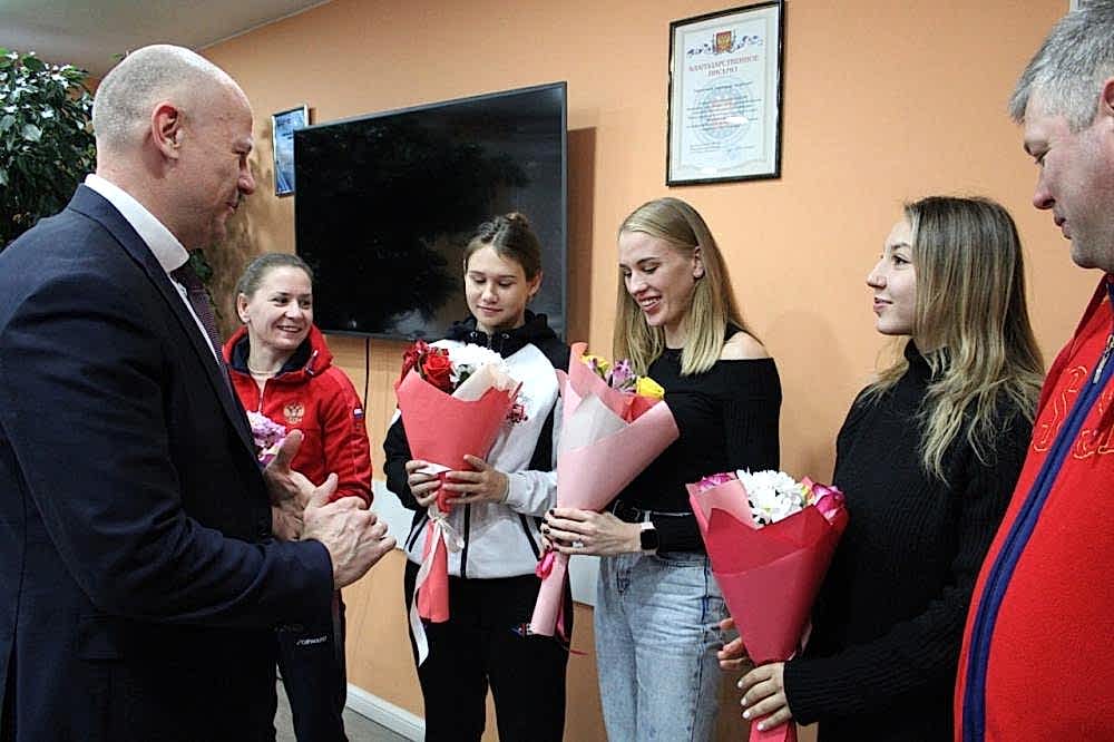 Министр спорта региона поздравил медалисток Чемпионата России