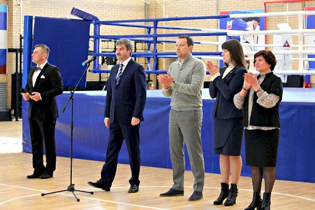 В физкультурно-оздоровительном комплексе Коркино проходит международный турнир по боксу на Кубок Русской медной компании