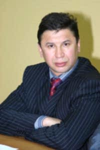 Сегодня день рождения у директора Алматинской СШОР по боксу «Алмаз» Владимира Репкина