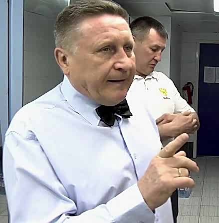 Сегодня отмечает день рождения известный Алматыий судья по боксу Виктор Панин